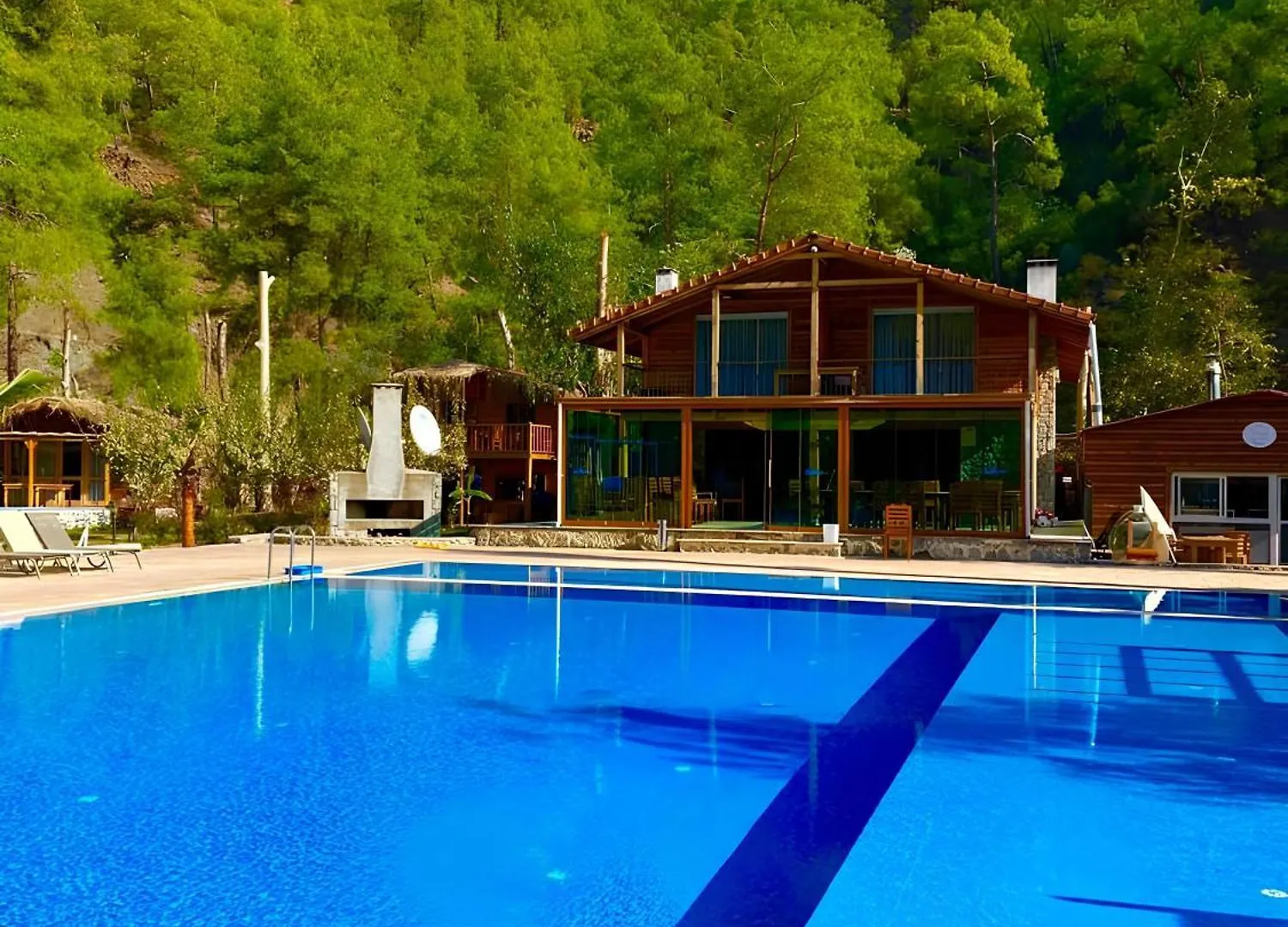 Курортный комплекс Gizli Cennet Villages Hotel Фетхие